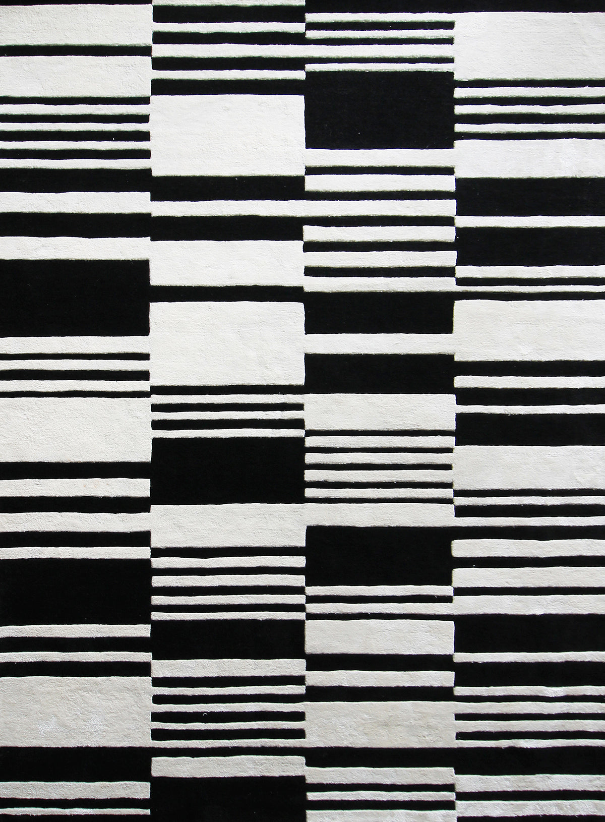 Classic Ebony Ivory Illusion